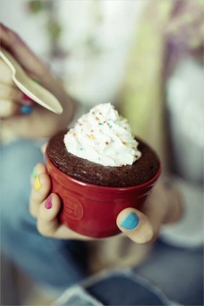 Emile Henry Töpfchen Nr. 9 In Granatapfel, 2er Set 3 Emile Henry Töpfchen Nr. 9 In Granatapfel, 2er Set – Bild 3