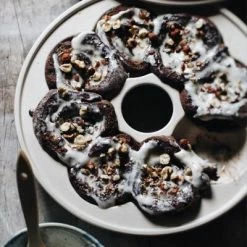 Emile Henry Brotkranz-Backform Rund In Fusain -Kitchenaid Shop Emile Henry Brotkranzbackform Schokoschnecken LD 1