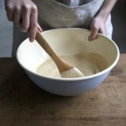 Riess Emaille Riess Schüssel Aus Emaille In Pastell-blau 18 Cm -Kitchenaid Shop RIESS AMBIENTE CLASSIC Pastell Teigruehren 5875 highres