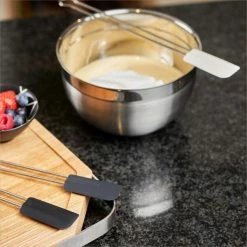 Rösle Teigschaber Silikon In Schwarz 32 Cm/ 7,50 Cm -Kitchenaid Shop Roesle Teigschaber Ambiente2 1 2